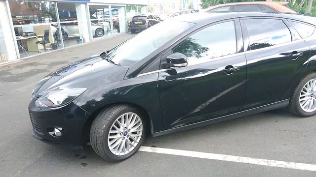 Used Ford Focus 1.0 125 EcoBoost Zetec 5dr Panther Black 2014 смотреть онлайн