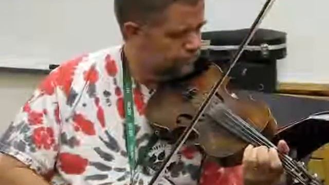 The Otter's Holt, Patti & Bill Cummings - guitar, fiddle, Yigal Zan - banjo смотреть онлайн