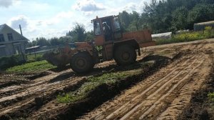 №130. Снятие плодородного слоя для свайноростверкового фундамента