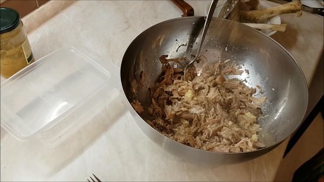 Варим рульку // ВКУСНЕЕ КОЛБАСЫ В 100 РАЗ // Сальтисон из рульки // ЗЕЛЬЦ смотреть онлайн
