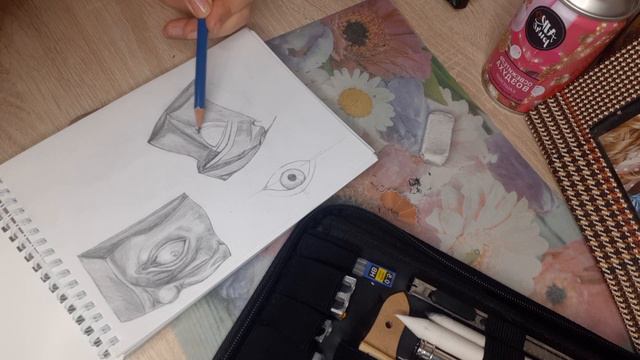 Штриховка. Рисунок штрихованием. Творческий процесс