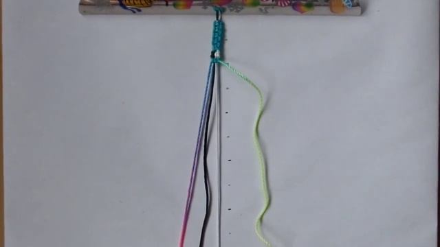 Simple Dotty Macrame Bracelet [Tutorial] style #1 смотреть онлайн