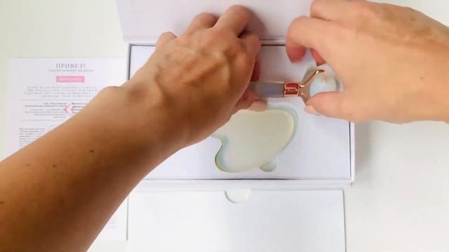 Роллер-массажер и скребок гуаша из натурального лунного камня (опалита) от бренда Khorosho смотреть онлайн