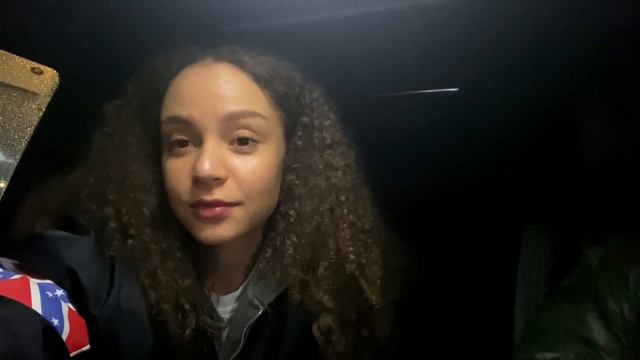 ЯНВАРСКИЙ VLOG| Новый Год, Москва, Красная Поляна, нереальный завтрак и катание на сноуборде. смотреть онлайн