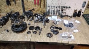 Замена сателлитов в МКПП на Geely MK Cross.