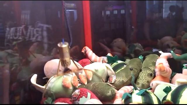 Cloudy With A Chance Of Meatballs 2 Foodimals Collection Wins At The Claw Machines!!