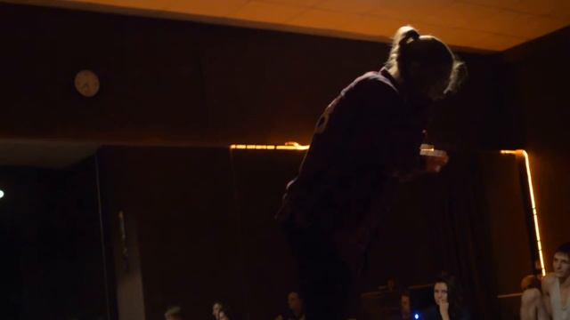 BANANA MOON | ИГРА - УТРО ТАНЦОРА | UNDERGROUND смотреть онлайн