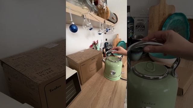 Распаковка чайника tesler elizabeth и тостера из этой же серии, зеленый цвет) смотреть онлайн