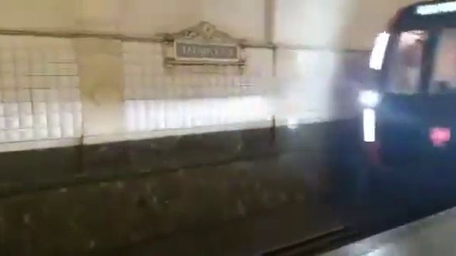81-775/776/777 Москва 2020 (Дейна) ппибывает на станцию Таганская Кольцевой линии смотреть онлайн