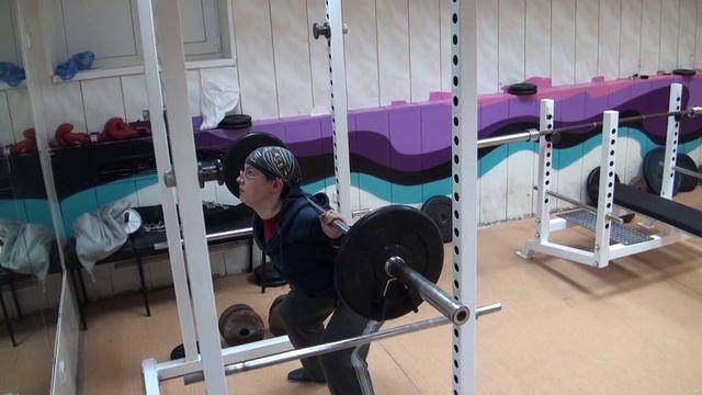 Медленные приседания смотреть онлайн