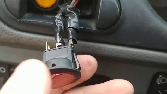 Установка кнопки / выключателя на авто смотреть онлайн