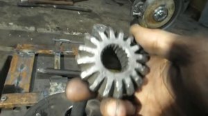 #Самодельный станок для нарезки шлицов на полуосях минитрактора