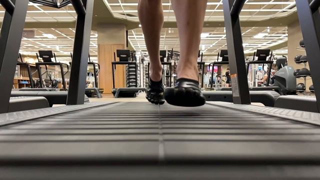 Barefoot Form Analysis смотреть онлайн