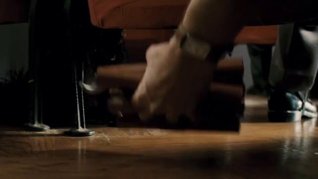 Inglourious Basterds - Official Trailer смотреть онлайн