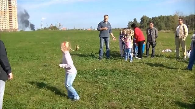 Санкт-Петербург - Спортивный праздник "Новый Оккервиль" 1Б класс смотреть онлайн