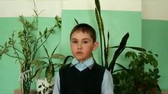 #страначитающая. Григорий Дьяков читает небылицу "Ехала деревня..." смотреть онлайн