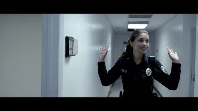 НОЧЬ УЖАСОВ В УЧАСТКЕ! СМЕРТЕЛЬНОЕ ДЕЖУРСТВО ПОЛИЦЕЙСКОЙ! Последняя смена @KINO_PORT смотреть онлайн