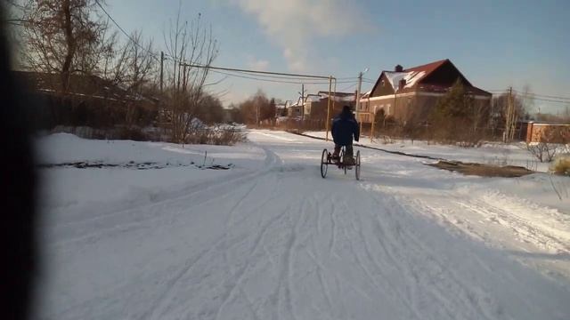 Трех колёсный велосипед с мотором смотреть онлайн