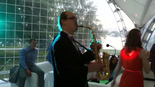 Саксофонист Syntheticsax & SlimDJ Строгино смотреть онлайн