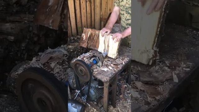 Устройство для раскалывания дров без топора | Хитрый способ для дома, лайфхак для заготовки полешек