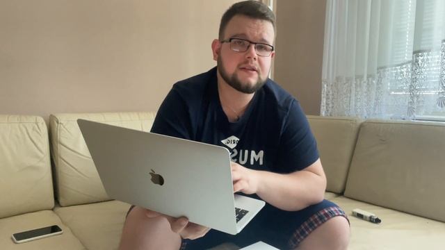 MacBook Pro 13 Z 2017r. W 2022. Czy Warto Go Kupić?