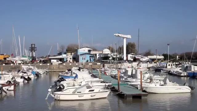 MARINA DI CECINA IN INVERNO смотреть онлайн