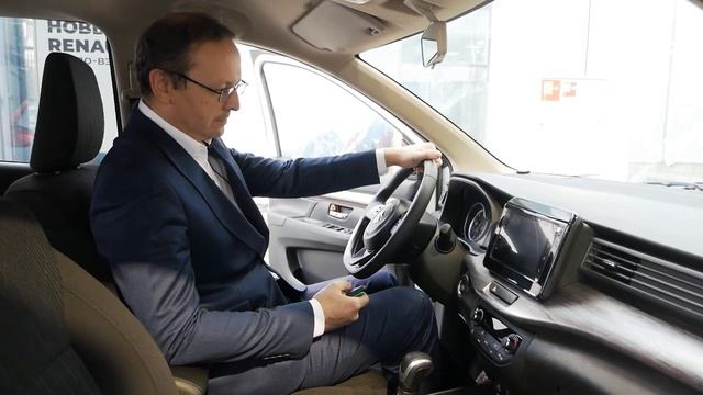 Обзор новый SUZUKI ERTIGA 2022 год