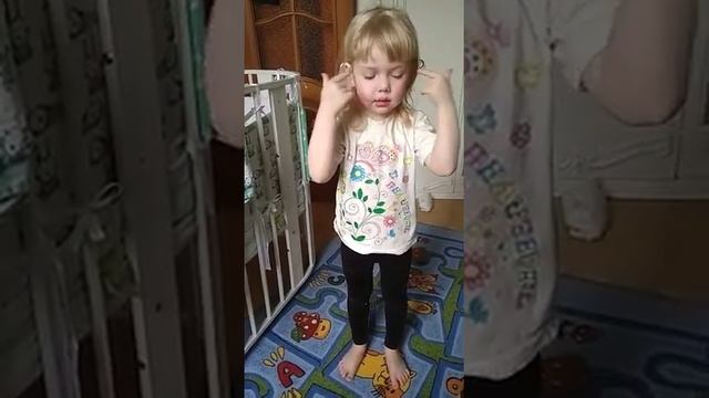 Мастер-класс! Как правильно наносить губную помаду на веки! смотреть онлайн