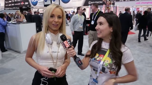 The Secret Life of Booth Babes смотреть онлайн