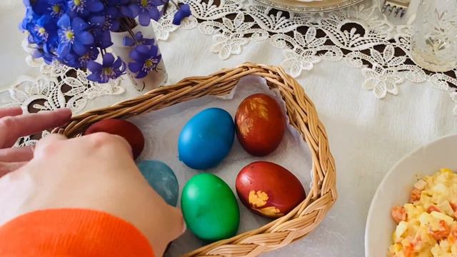 С пасхой друзя! смотреть онлайн