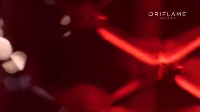 Парфюмерная вода My Red Деми Мур от Орифлейм смотреть онлайн