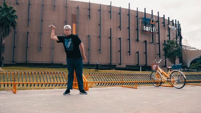 Popping & Locking | Street Style Session смотреть онлайн