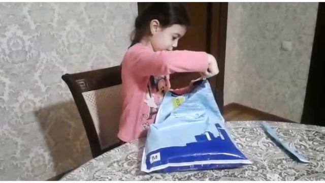 Амина #6лет получила посылку со своим домиком в городе #Дербент #Дагестан . Спасибо Вам за видео)) смотреть онлайн
