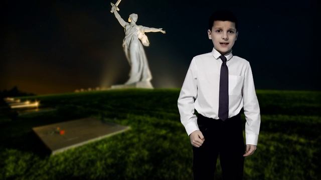 "Он в сорок втором защищал Сталинград!" смотреть онлайн