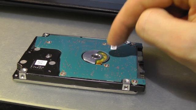 Ставлю ВТОРОЙ SSD в ноутбук - Samsung 860 EVO вместо дисковода DVD смотреть онлайн
