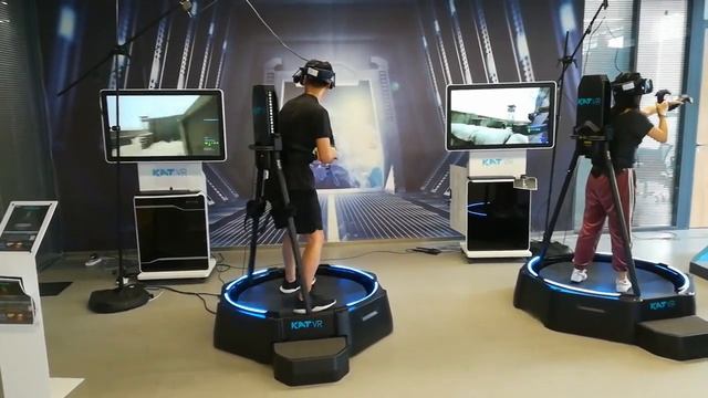 KAT VR Kat walk mini платформа для игр в VR! Успей открыть бизнес! смотреть онлайн