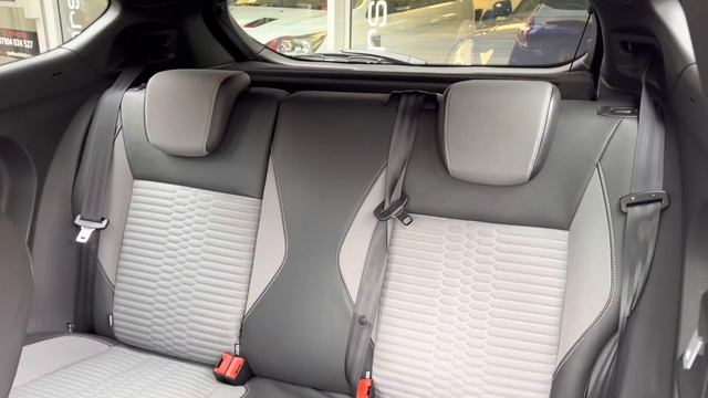 Ford Fiesta ST-3 180 full service history смотреть онлайн