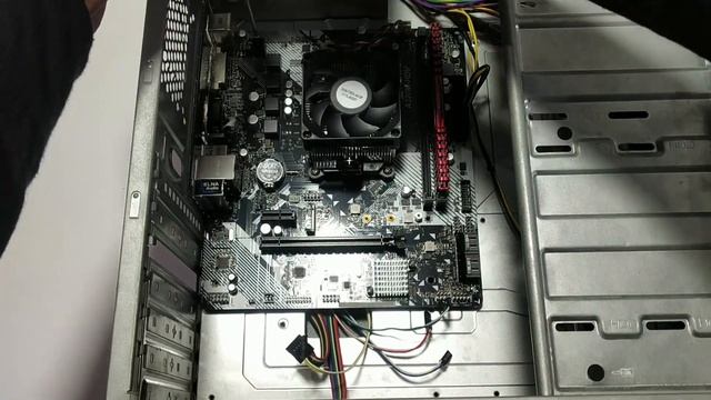20K PC Build | Athlon 3000G | Budget Gaming PC?? смотреть онлайн