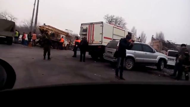 Донецк , Мотель после обстрела 03 02 2017 смотреть онлайн