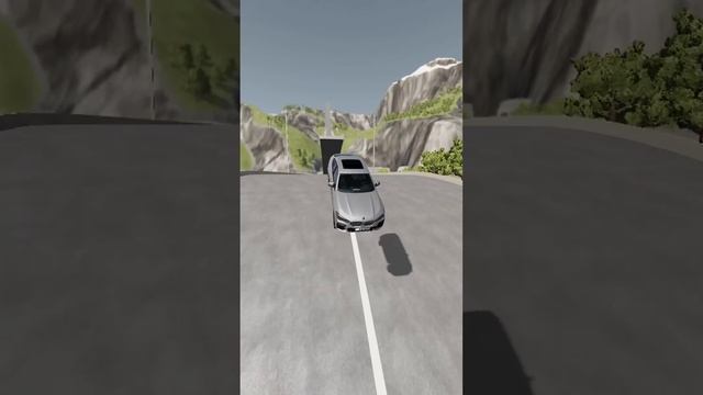 Какая машина пролетит дальше с трамплина ? #test #beamngdrive #cars смотреть онлайн