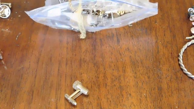 Diggin' with Dirty Girl S5E5: Mystery Jewelry Bag Un-Bagging, Finding Treasure to Re-Sell on Etsy смотреть онлайн