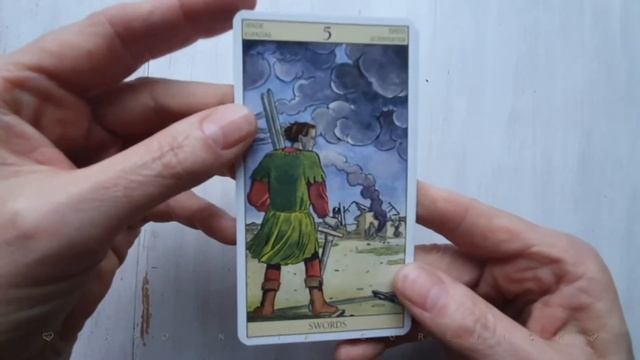 Значение карт Таро. Младшие арканы. 5 мечей смотреть онлайн