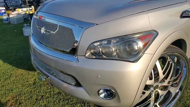 DossBoyVidz: Infinity Q56 On 32 Dub Wheels,With Forgiatos Grill Very Clean! ChiTown ShowNGo3 смотреть онлайн