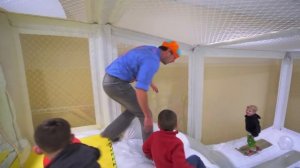 Блиппи изучает экскаватор - Блиппи на Русском - Изучай этот Мир вместе с Блиппи - Blippi