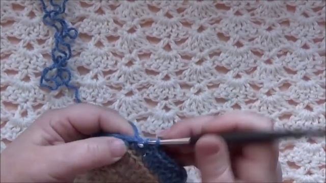 Comment faire des bottes de bébé au crochet смотреть онлайн