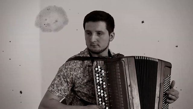 Одинокая гармонь смотреть онлайн