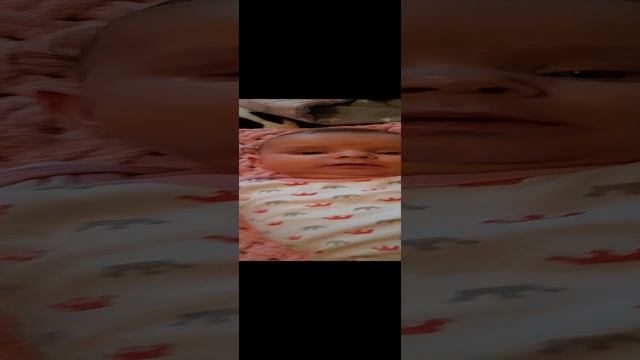 Моей Евочке сегодня 5 месяцев, она с вами здоровается))) смотреть онлайн