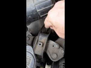 Замена помпы на Тойота Пробокс (Своими руками)