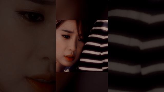 Мужчина королевы Ин Хён - Stuck on You смотреть онлайн