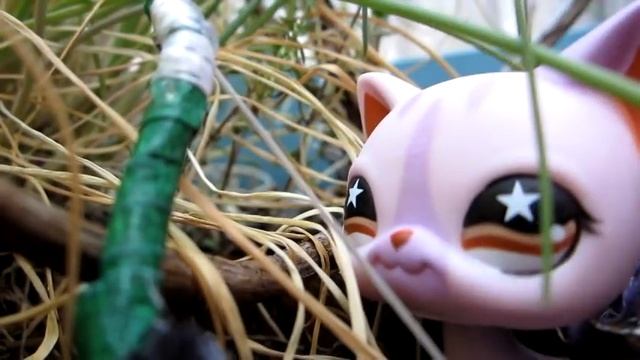 LPS Hunger Games: Day 1; The Cornucopia смотреть онлайн